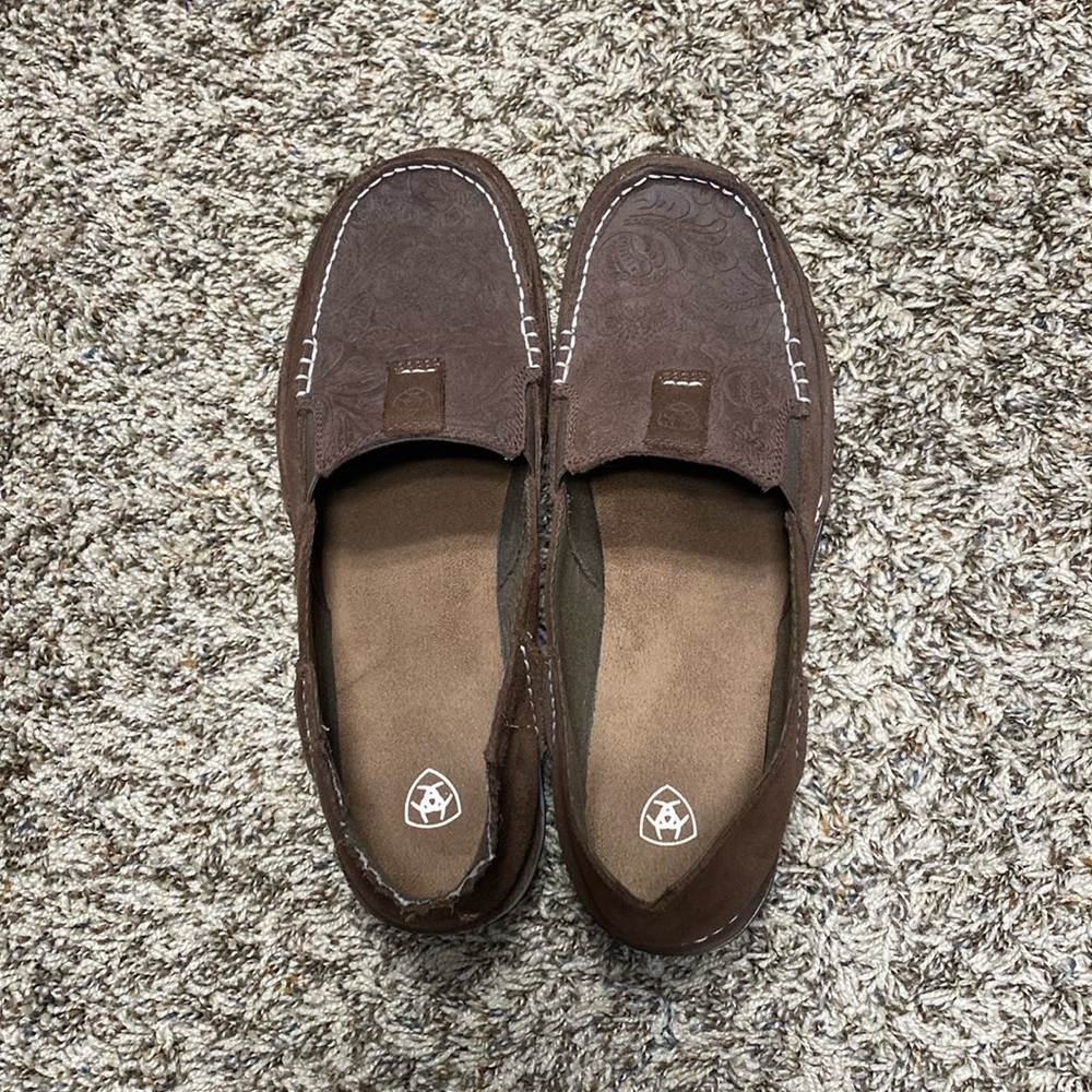 Ariat Shoes Womens 11 Slip On Cruiser Brown Suede Floral Embossed Moc Sneaker